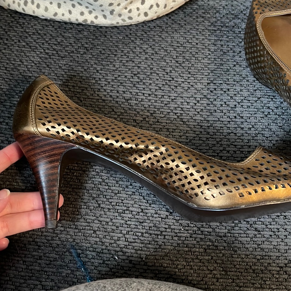 Brand New Kelly And Katie Heels